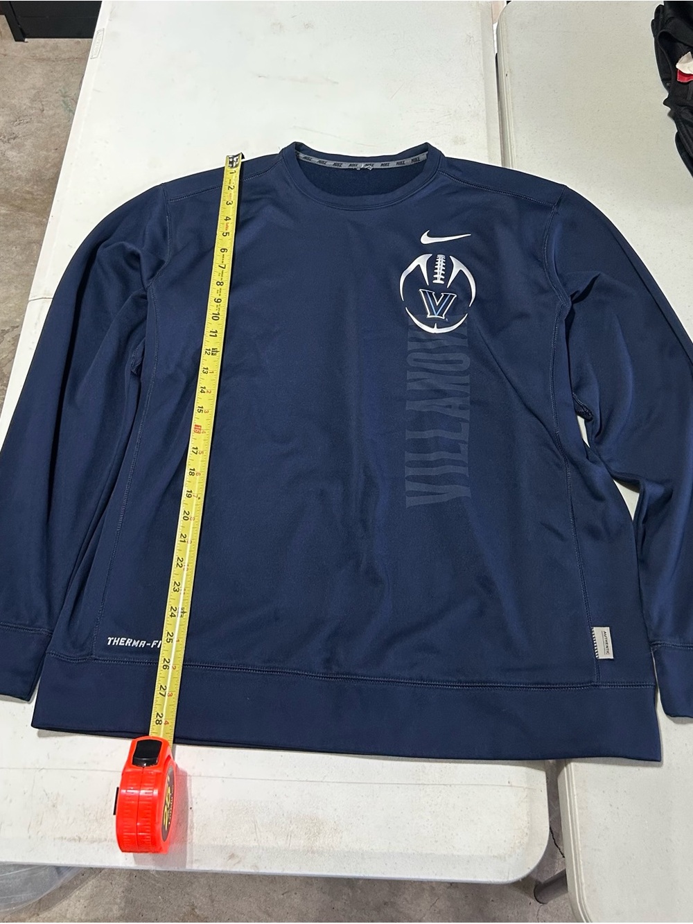 Nike Men's Therma Fit Blue Long Sleeve Villanova Football Crewneck Size XL